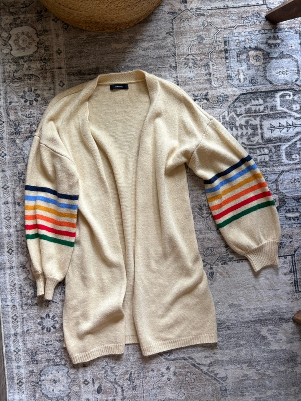 DOKOTOO Striped Sleeve Beige/Cream Cardigan Sweater Medium Long Sleeve sz L - Picture 2 of 8